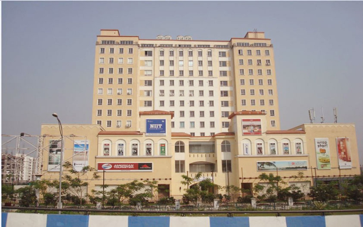 DLF Galleria Building (1)